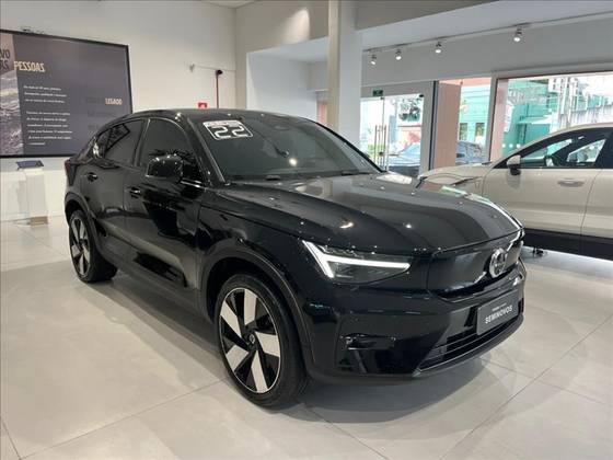 VOLVO C40 P8 RECHARGE PURE ELECTRIC AWD